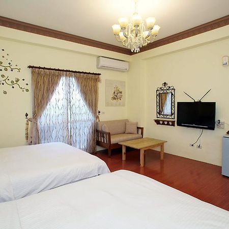 Rose Rider Guesthouse Taitung Exterior photo