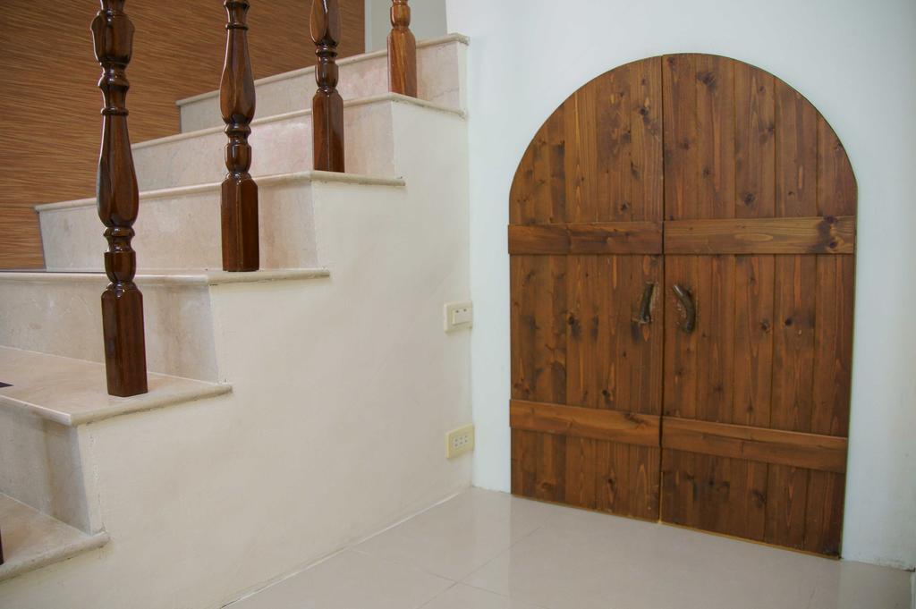 Rose Rider Guesthouse Taitung Exterior photo