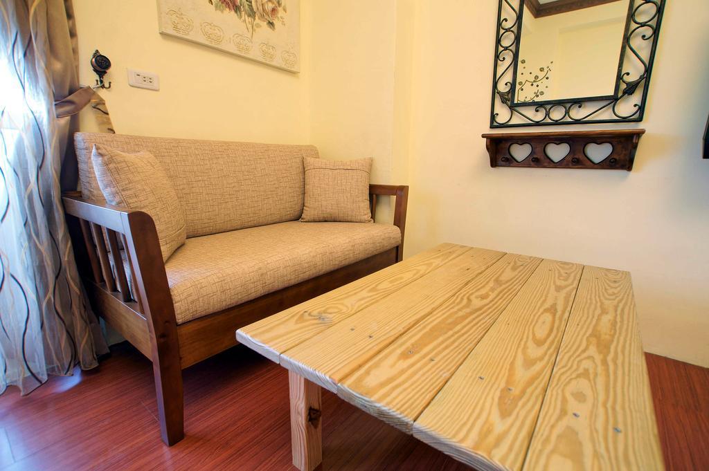 Rose Rider Guesthouse Taitung Exterior photo