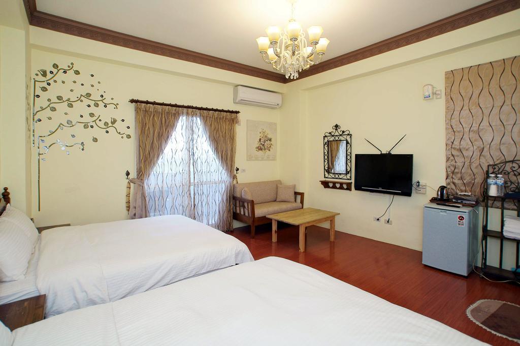 Rose Rider Guesthouse Taitung Exterior photo